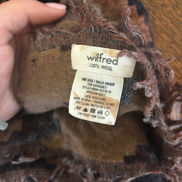 two wool Wilfred blankets - Picture 5 of 5